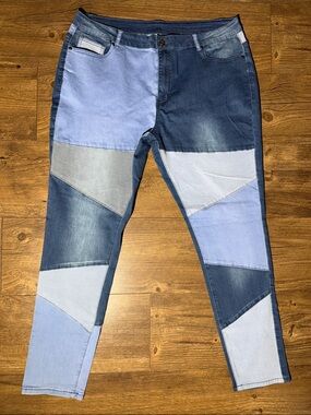 Patchwork Color Block Jeans – Blue Multi-Wash – Plus Size 3XL
